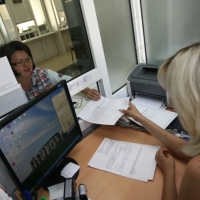 С начала июля поступило более 1300 жалоб на необоснованное требование справок при получении госуслуг