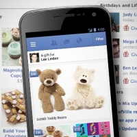 Пользователи Facebook Gifts смогут дарить друзьям сертификаты iTunes