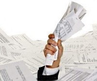 Бюрократия, давай до свидания? Громкий проект Медведева начали воплощать в жизнь. Россиян обещают лишить паспортов