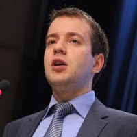 Николай Никифоров предложил в приоритетном порядке обеспечить школам широкополосный доступ к Интернету