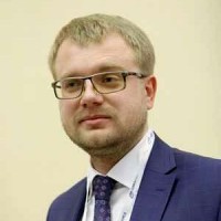 Вице-премьер Крыма Дмитрий Полонский: «Нам приятно и радостно, что коллеги абсолютно из всех регионов и областей РФ нам очень активно помогают»