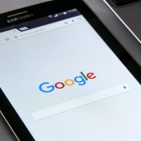 Еврокомиссия может объявить о штрафе для Google за антимонопольные нарушения уже во вторник – СМИ