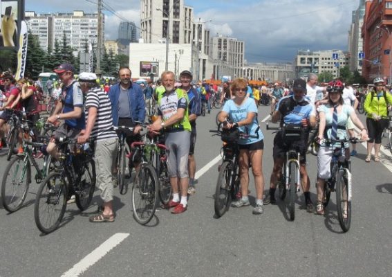 Велопарад в Москве, 2015. Фото (с) Андрей Колесов