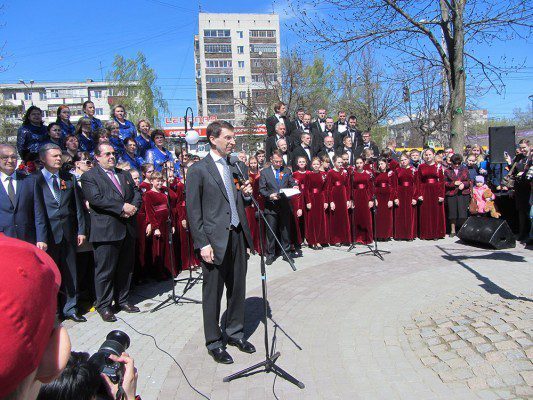 Игорь Щёголев на открытии памятника голосу Левитана