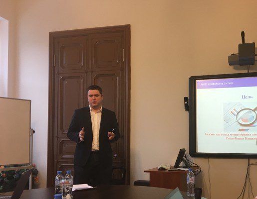 Победители «ПРОФ-IT» - магистранты Университета ИТМО прошли первый этап защиты работ