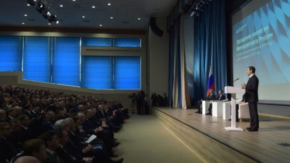 Дмитрий Медведев: Россия не готова к беспилотным автомобилям на улицах