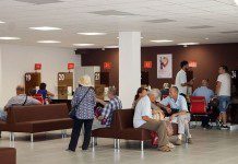 Крупнейшее в Крыму отделение МФЦ открылось в Симферополе