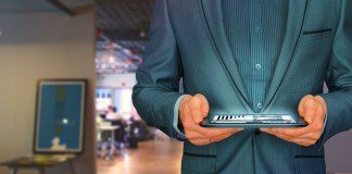 мужчина планшет производительность тестирование