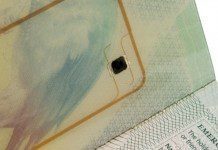 Сенаторы США попросили погранслужбу начать проверку электронных паспортов у въезжающих в страну