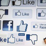 Подписан закон, смягчающий наказание за «лайки» и повторные публикации противоправной информации в соцсетях