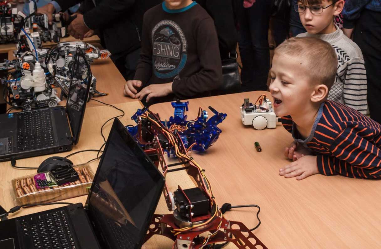 Областной конкурс робототехники для школьников пройдет в апреле в Ростове-на-Дону