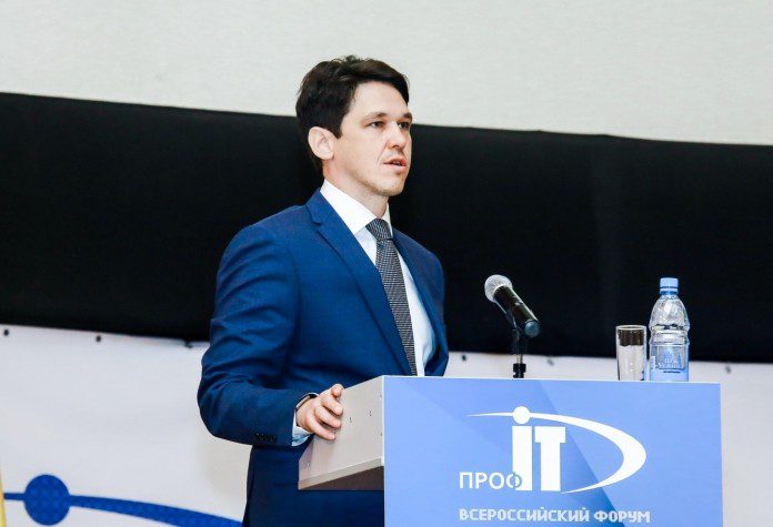 Владимир Авербах