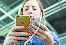 Apple и Google объединились для создания технологии отслеживания контактов с инфицированными людьми