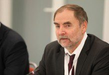 ФАС создала рабочую группу для выработки требований к предустановке отечественного ПО на продаваемые в стране «абонентские устройства»