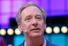 Президент Microsoft Брэд Смит: искусственный интеллект может стать и оружием