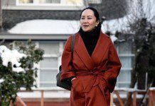 Накануне новых слушаний об экстрадиции Мэн Ванчжоу Китай вновь призвал суд Канады освободить её