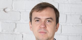 Роман Урнышев