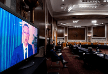 «Больше власти, чем у традиционных СМИ»: сенаторы США атаковали Facebook и Twitter