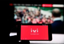 Роскомнадзор назвал онлайн-кинотеатры, которым разрешена предустановка своего приложения на продаваемые в России устройства