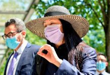 Защита Мэн Ванчжоу обнаружила тенденциозный подбор представленных в канадский суд документов