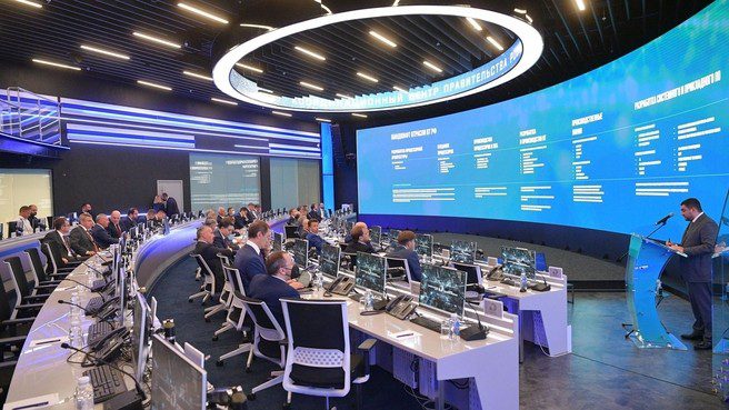 Мишустин пообещал в 2021 году не меньше 10 «сквозных кросс-отраслевых проектов» в области электронной промышленности Мишустин пообещал в 2021 году не меньше 10 «сквозных кросс-отраслевых проектов» в области электронной промышленности