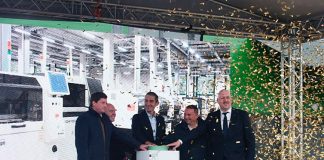 Новая фабрика для производства микроэлектроники начала работу в Санкт-Петербурге