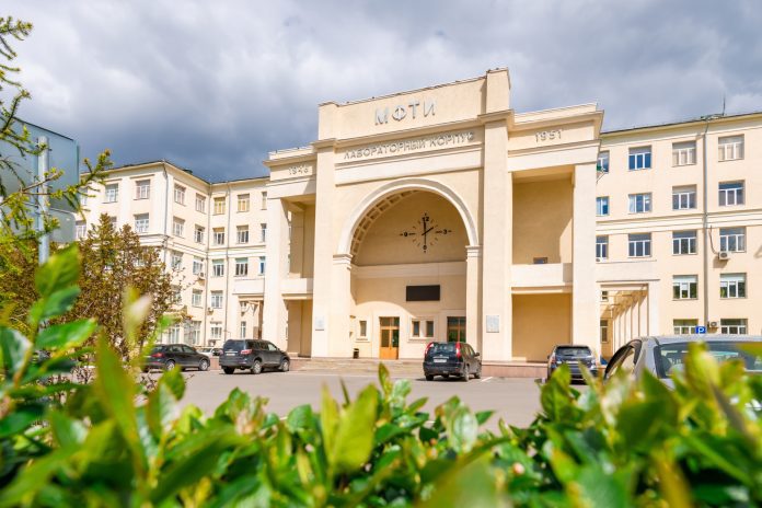 МФТИ