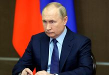 Президент согласился с предложением о персональной ответственности руководителей госкомпаний за закупку отечественного ПО