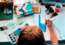 В «Электронной школе» Новосибирской области появились расписания кружков и спортивных секций