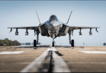 Пентагон объявил о поиске подрядчика, способного усилить защиту истребителя F-35 от кибератак F-35