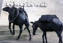 Памятник животным на войне
