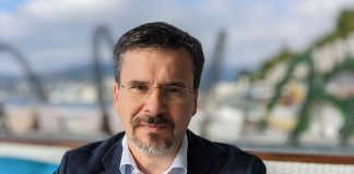 Павел Эйгес, генеральный директор компании «Открытая мобильная платформа»