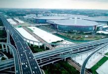 В КНР официально открыли участки автомагистралей для автономного транспорта