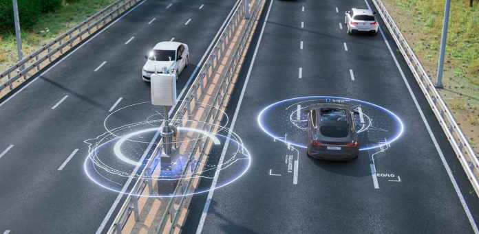 Автомобили аварийных комиссаров подключат к «умной» дороге