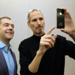 Дмитрий Медведев и Стив Джобс