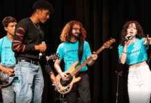 Участники мероприятия Grammy Camp