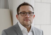 Назначен заместитель председателя правительства Омской области – министр цифрового развития и связи Пост министра цифрового развития и связи Омской области занял на прошлой неделе Денис Цуканов