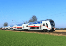 Поезд Deutsche Bahn