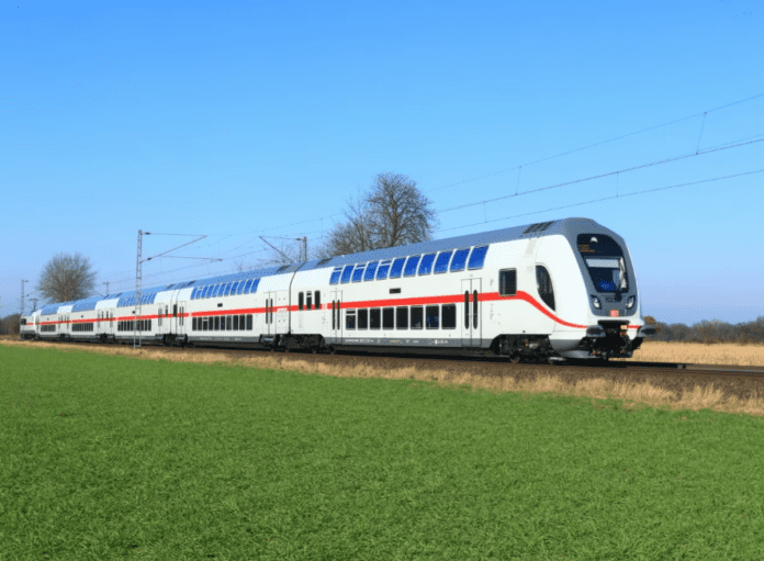 Поезд Deutsche Bahn
