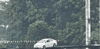 Застрявшая на мосту Honda City