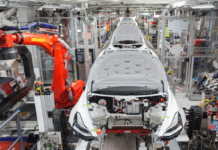 Сборка электромобиля Tesla