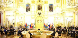 Накануне Дня Победы в Кремле прошло заседание Высшего Евразийского экономического совета в расширенном составе