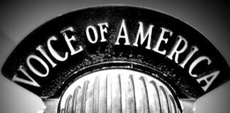 Название радиостанции Voice of America