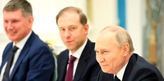 В День российского предпринимательства Владимир Путин провёл встречу с представителями российских деловых кругов.