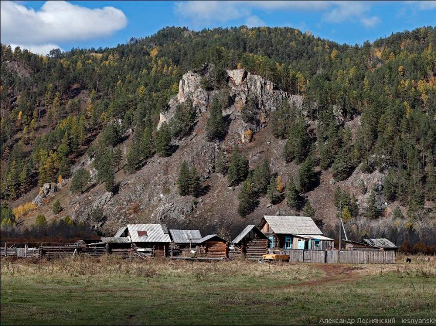 Село Менза. Фото (с) Александр Леснянский