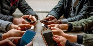 смартфон