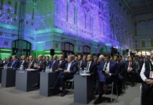 Участники пленарки