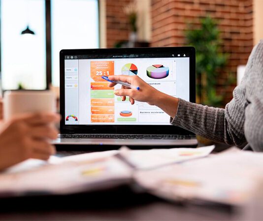 В национальную модель целевых условий ведения бизнеса вошли и цифровые технологии Фото (с) freepik/DC Studio