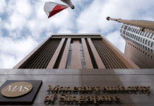 Фото (с) mas.gov.sg