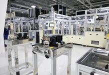 В России построен завод полного цикла для производства литий-ионных аккумуляторов В России построен завод полного цикла для производства литий-ионных аккумуляторов. Фото (с) Минпромторг